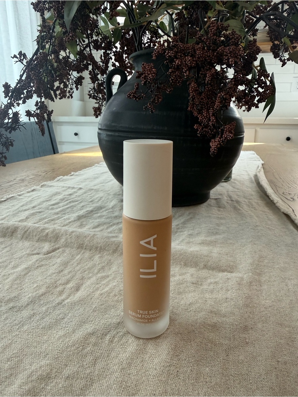 ILIA True Skin Serum Foundation — Warm Tan